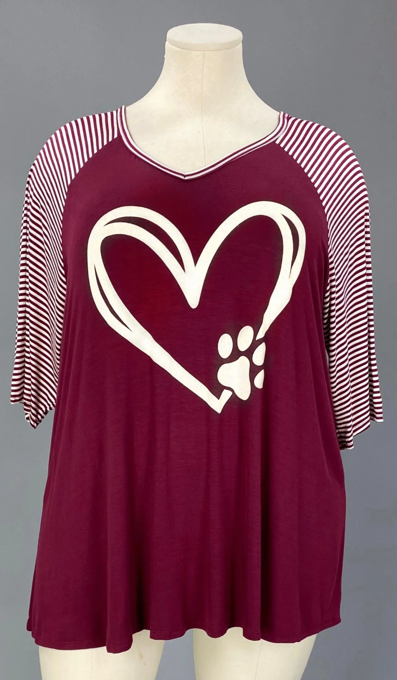 29 GT {Paw Heart} Burgundy w/ Striped Sleeve Graphic Tee PLUS SIZE XL 2X 3X 4X 5X 6X - Image 3